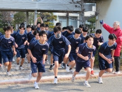 W240Q100_0203 校内持久走大会 (63)